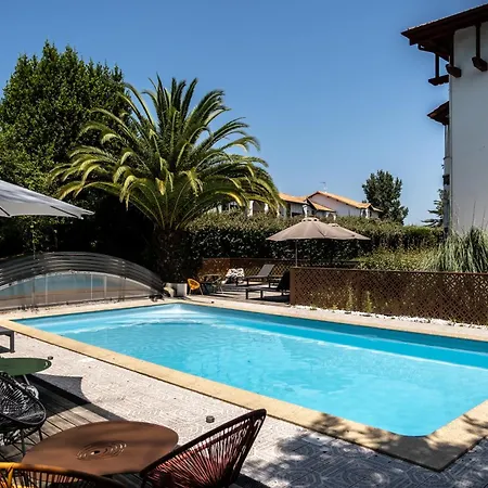 Chateau D'acotz - Avec Piscine A 600m Des Plages & Ocean Apartahotel *