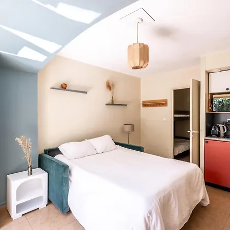 Aparthotel Chateau D'acotz - Avec Piscine A 600m Des Plages & Ocean *