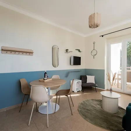 Aparthotel Chateau D'acotz - Avec Piscine A 300m Des Plages & Ocean Saint-Jean-de-Luz