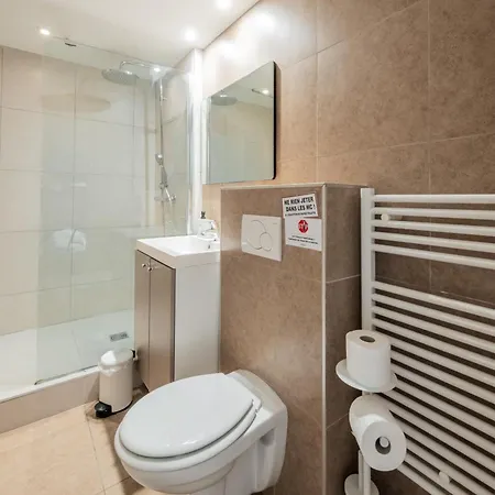 Aparthotel Résidence Château D'acotz - Avec Piscine à 300m Des Plages&océan 3*
