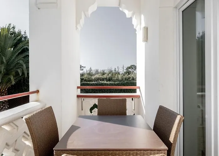 Résidence Château D'acotz - Avec Piscine à 300m Des Plages&océan Appart hôtel