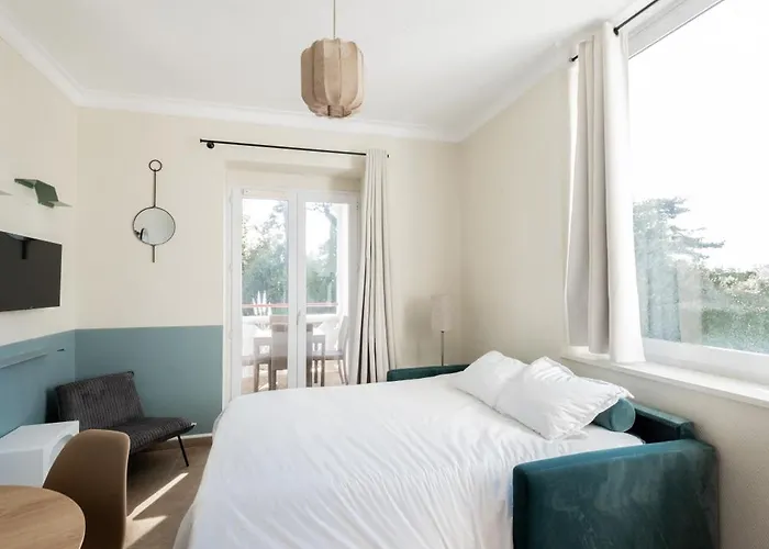 Appart hôtel Résidence Château D'acotz - Avec Piscine à 300m Des Plages&océan 3*