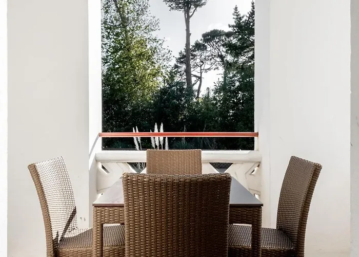 Résidence Château D'acotz - Avec Piscine à 300m Des Plages&océan Appart hôtel Saint-Jean-de-Luz