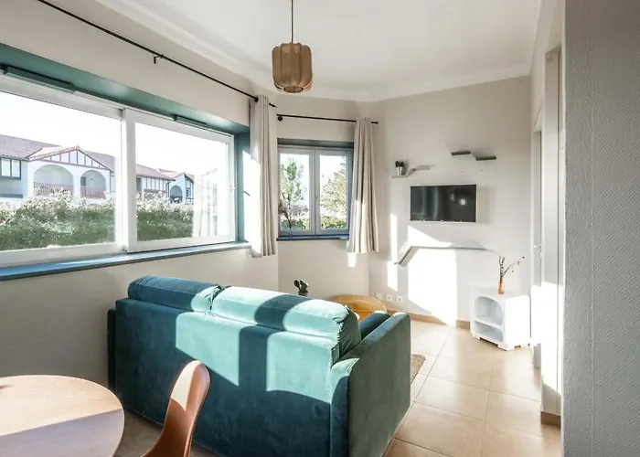 Appart hôtel Résidence Château D'acotz - Avec Piscine à 300m Des Plages&océan 3*